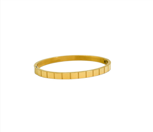 gold cuff style bracelet 