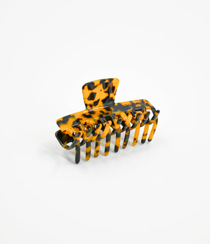 acrylic clip in color leopard 