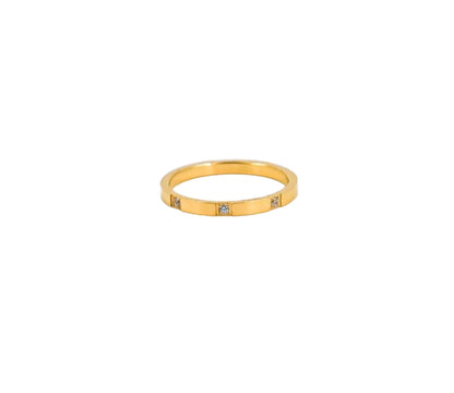 Cartier style ring in gold 