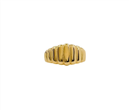 croissant style gold ring 